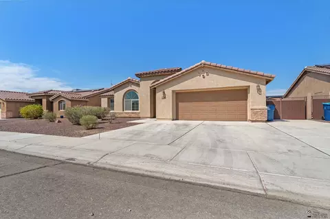 Exterior - 11630 E 36 St, Yuma, AZ 85367 photo 3 of 6