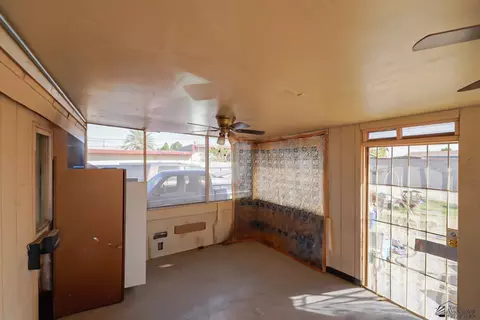 Exterior - 1311 E 24 Pl, Yuma, AZ 85365 photo 3 of 6