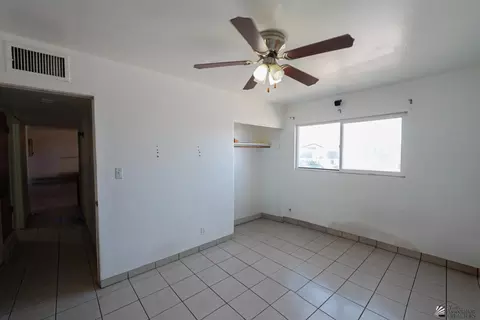 Bedroom - 1311 E 24 Pl, Yuma, AZ 85365 photo 2 of 3