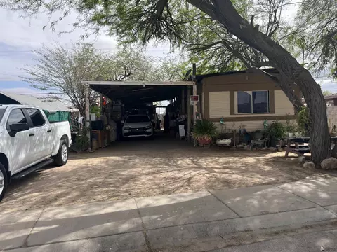 417 E Cuahutemoc St, San Luis, AZ 85349