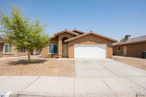 7830 E 45 St, Yuma, AZ 85365