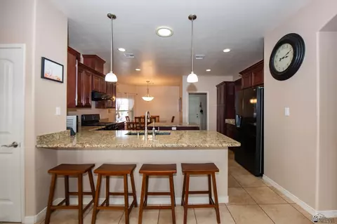 Kitchen - 12127 E 35 St, Yuma, AZ 85367 photo 1 of 5