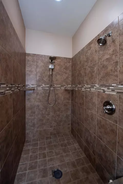 Bath - 12127 E 35 St, Yuma, AZ 85367 photo 1 of 3
