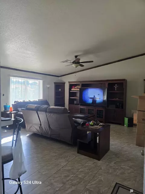 8807 E 26 St, Yuma, AZ 85365 photo 2
