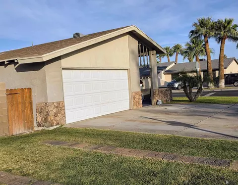 1904 E 26 Pl, Yuma, AZ 85365 photo 4
