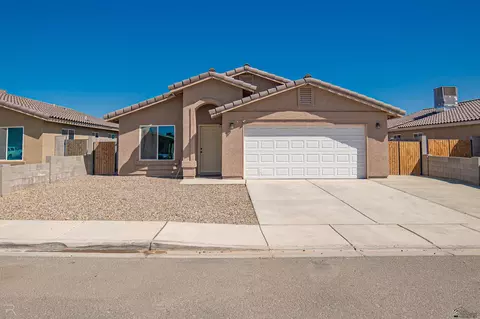 7850 E 44th Pl, Yuma, AZ 85365