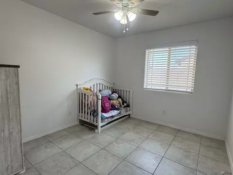 Bedroom - 8688 E 41 Ln, Yuma, AZ 85365 photo 2 of 6