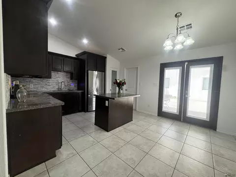 Kitchen - 8688 E 41 Ln, Yuma, AZ 85365 photo 1 of 5