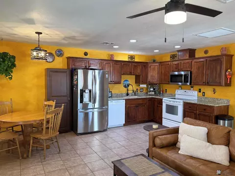 14551 E 49 St, Yuma, AZ 85367 photo 3