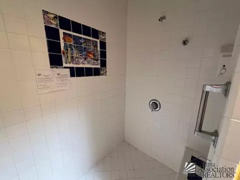 Bath - 13257 E 55 Dr, Yuma, AZ 85367 photo 2 of 3