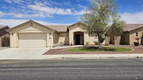 7954 E 38 St, Yuma, AZ 85365