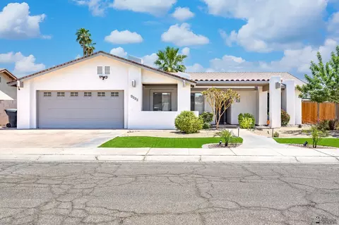 2521 S Elmwood Dr, Yuma, AZ 85364