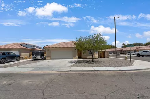 2685 S Cavatina, Yuma, AZ 85365