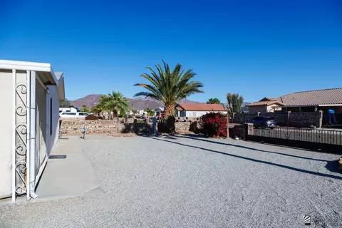 13580 E 55 Dr, Yuma, AZ 85367 photo 4