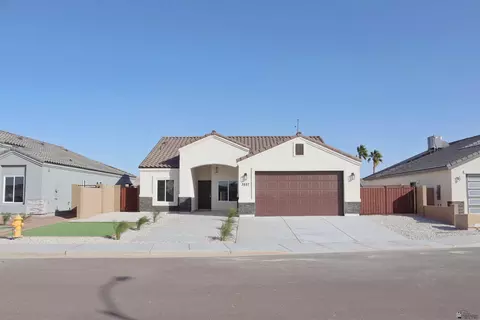 3527 S Akers Way, Yuma, AZ 85365