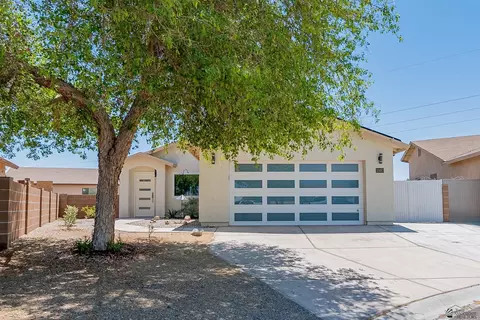 10487 S Typhoon Ave, Yuma, AZ 85365