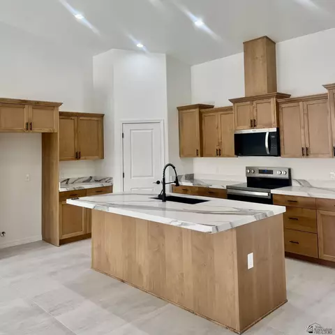 12683 E 51 St, Yuma, AZ 85367 photo 2