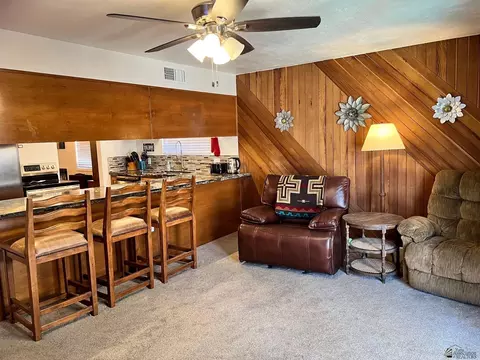 Living - 1408 E Sunset Ct, Yuma, AZ 85365 photo 4 of 4