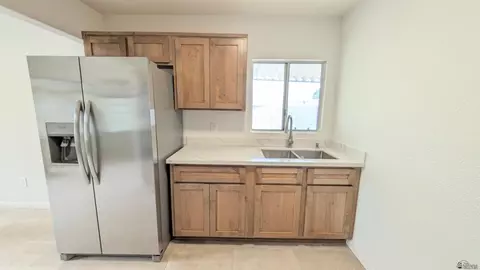 Kitchen - 275 E 26 St, Yuma, AZ 85364 photo 1 of 5