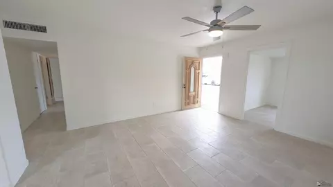 Living - 275 E 26 St, Yuma, AZ 85364 photo 5 of 5
