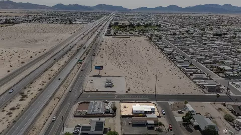 9478 E Saddle Dr, Yuma, AZ 85365 photo 3