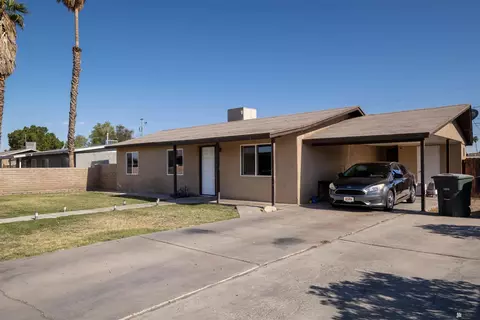 Exterior - 715 E 25 St, Yuma, AZ 85365 photo 7 of 9