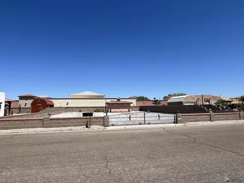28862 Canal Ave, Wellton, AZ 85356