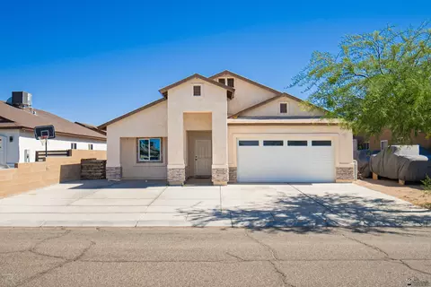 3765 E Los Olivos Dr, San Luis, AZ 85336