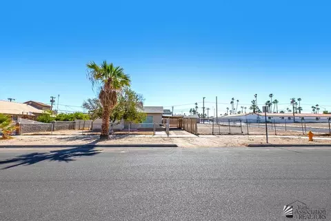 185 S 5 Ave, Yuma, AZ 85364