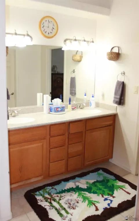 Bath - 13375 E 52 St, Yuma, AZ 85367 photo 1 of 3
