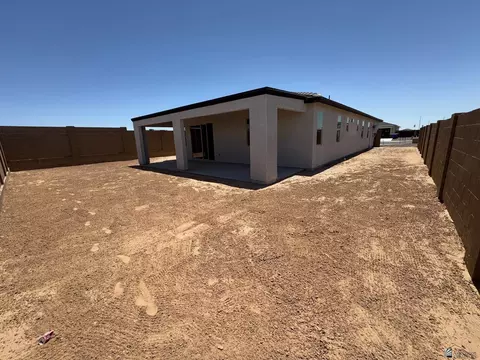 7728 E 35 Pl, Yuma, AZ 85365 photo 9