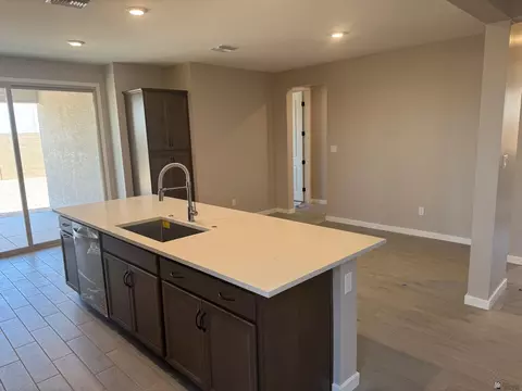7686 E 35 Pl, Yuma, AZ 85365 photo 2