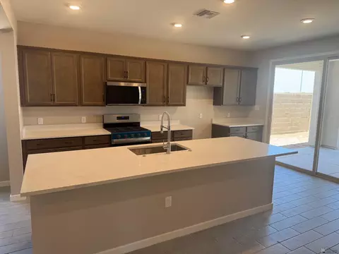 7686 E 35 Pl, Yuma, AZ 85365 photo 3