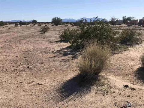 Columbia, Tacna, AZ 85352