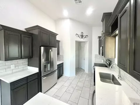 8756 E 41 St, Yuma, AZ 85365 photo 5
