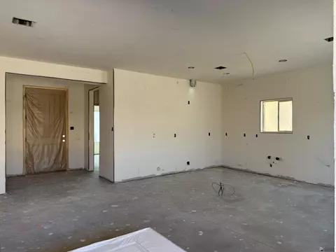 12648 W 51 St, Yuma, AZ 85367 photo 2
