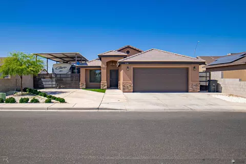 3930 E Ortega St, San Luis, AZ 85336