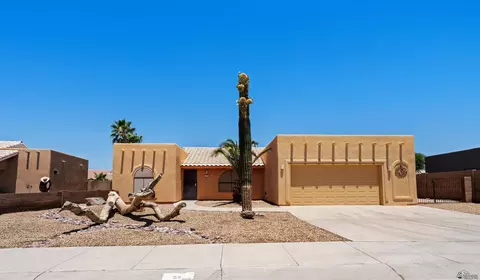 Exterior - 11212 E 37 Ln, Yuma, AZ 85367 photo 8 of 10
