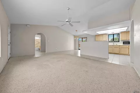 Living - 11212 E 37 Ln, Yuma, AZ 85367 photo 1 of 4