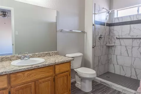 Bath - 6351 E 41 St, Yuma, AZ 85365 photo 2 of 2