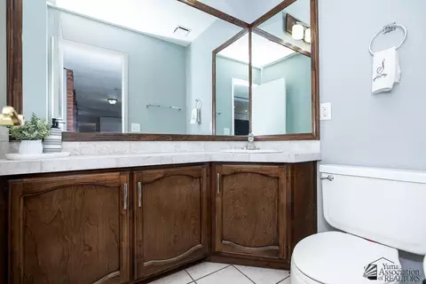 Bath - 2245 E 27 Way, Yuma, AZ 85365 photo 1 of 7