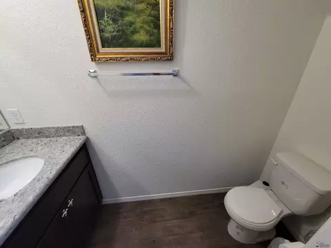 Bath - 7270 E 38 Ln, Yuma, AZ 85365 photo 1 of 5