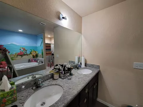 Bath - 7270 E 38 Ln, Yuma, AZ 85365 photo 3 of 5