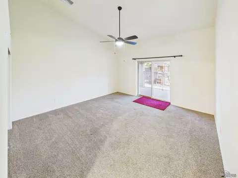Living - 5936 E 39 St, Yuma, AZ 85365 photo 3 of 3