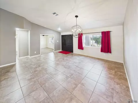 Living - 5936 E 39 St, Yuma, AZ 85365 photo 1 of 3