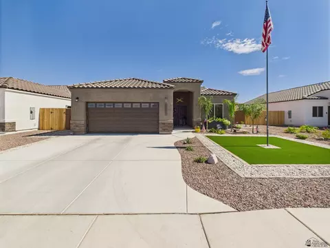 4853 E San Francisco St, San Luis, AZ 85349