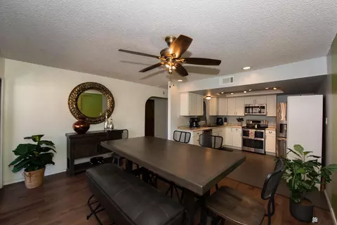 660 E 26 St, Yuma, AZ 85365 photo 2