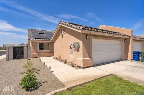 7262 E 38 St, Yuma, AZ 85365 photo 2