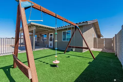 Exterior - 7904 E 43 St, Yuma, AZ 85365 photo 2 of 2