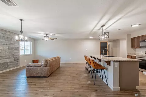 Living - 7904 E 43 St, Yuma, AZ 85365 photo 1 of 2